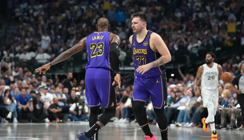 关于东契奇重要时刻重返赛场，切尔西带队取胜！观众掌声雷动的信息