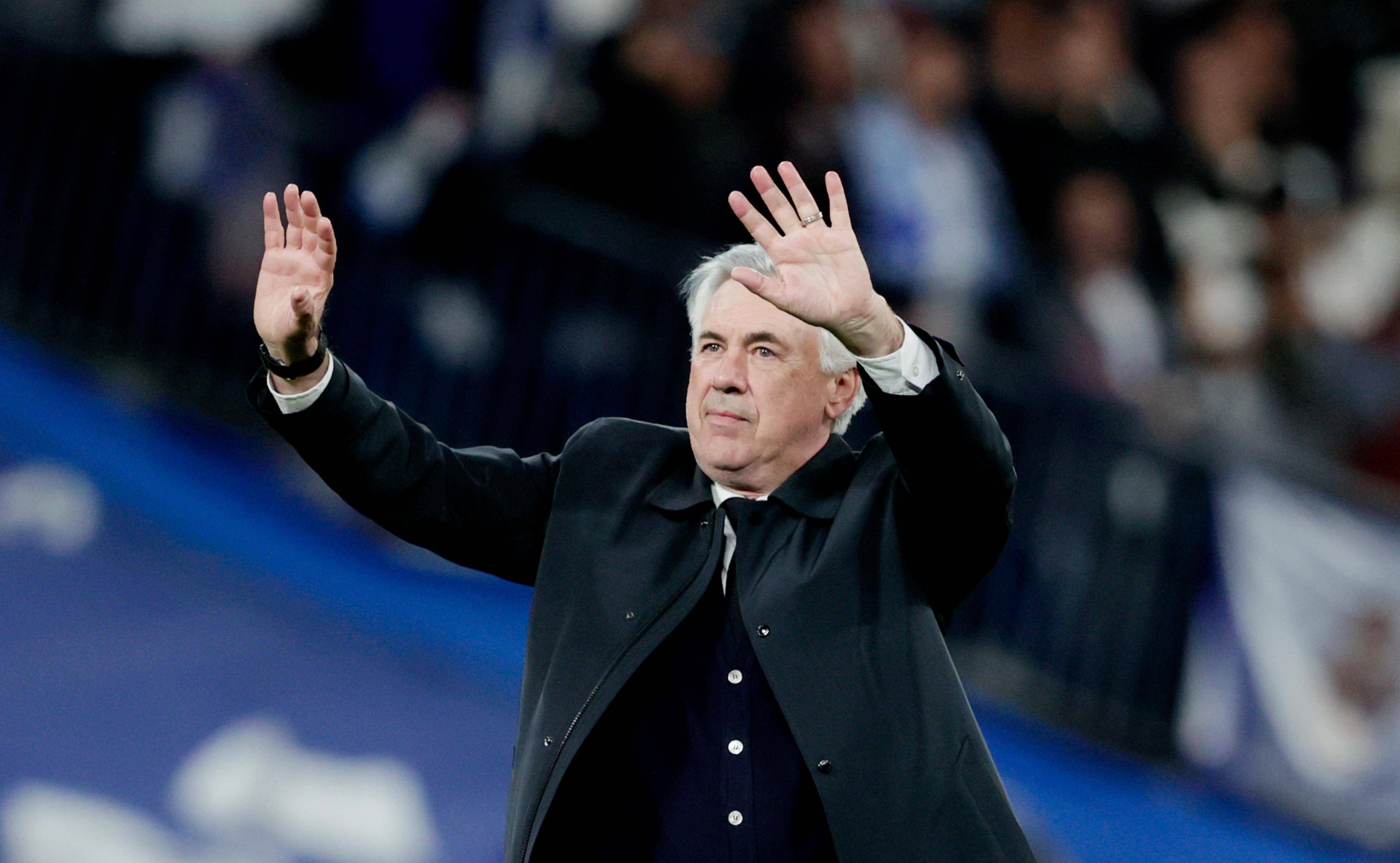 赛前葡萄牙体育备战国王杯,完成体检细节曝光,压力陡增,轮换策略成焦点(国王杯历届冠军一览图) 赛前葡萄牙体育备战国王杯,完成体检细节曝光,压力陡增,轮换策略成焦点(国王杯历届冠军一览图)