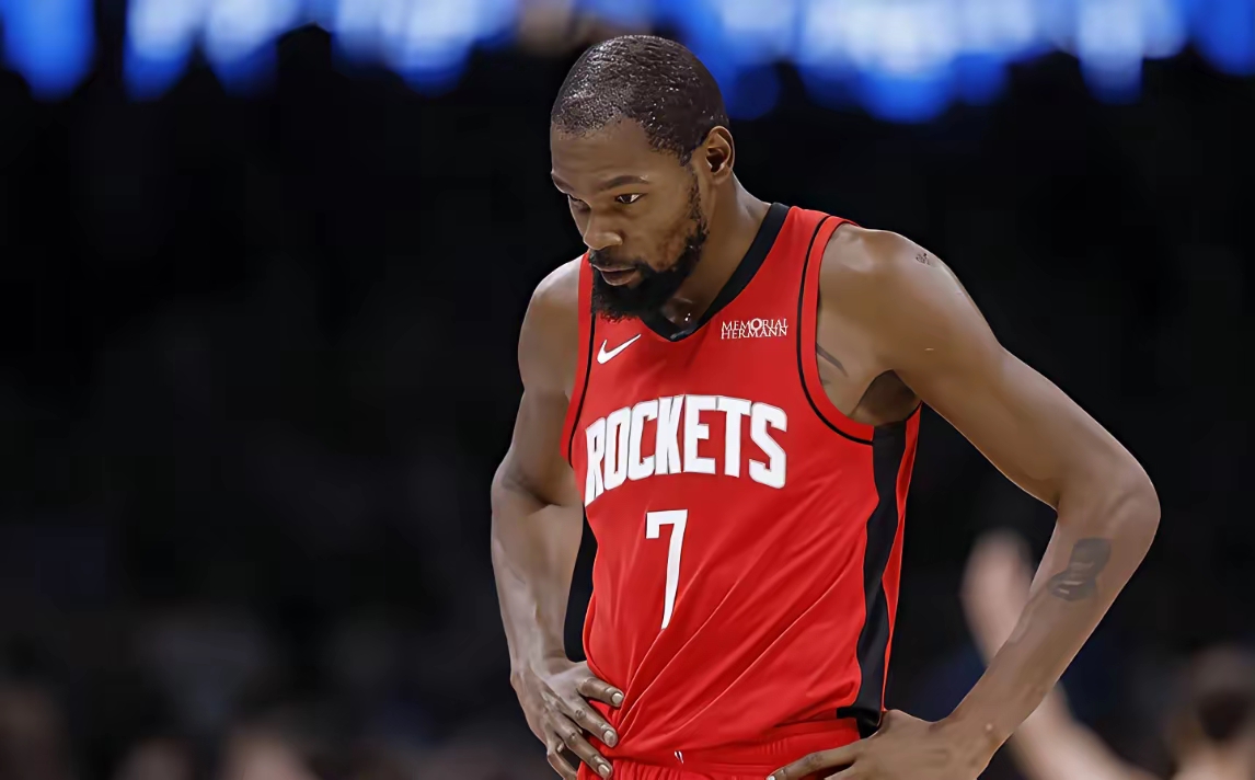 STAR SPORTS- 杜兰特在曼联比赛中连败,出色防守引发热议的球员 